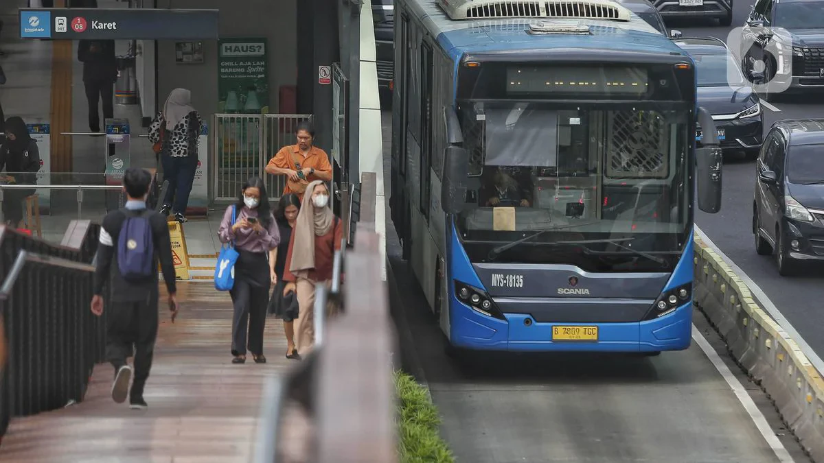 Kecelakaan Bus Transjakarta dengan Motor di Jakut Akibatkan Penumpang Wanita Meninggal Dunia